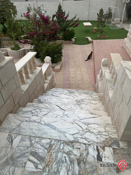 بيت مستقل مساحة 600م على أرض 1902م للبيع في اربد - الرمثا من المالك مباشرة 