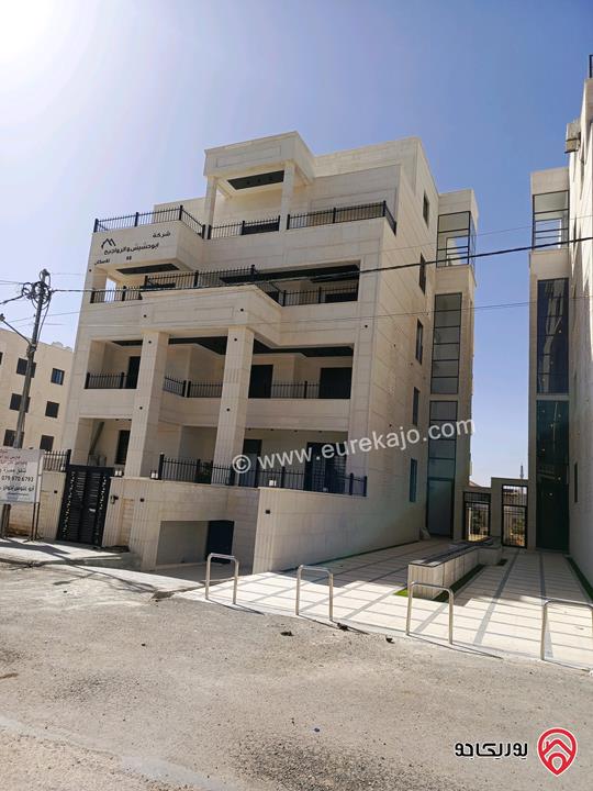 شقق مساحة 159م للبيع في مادبا - حنينا خلف مسجد المسيح 