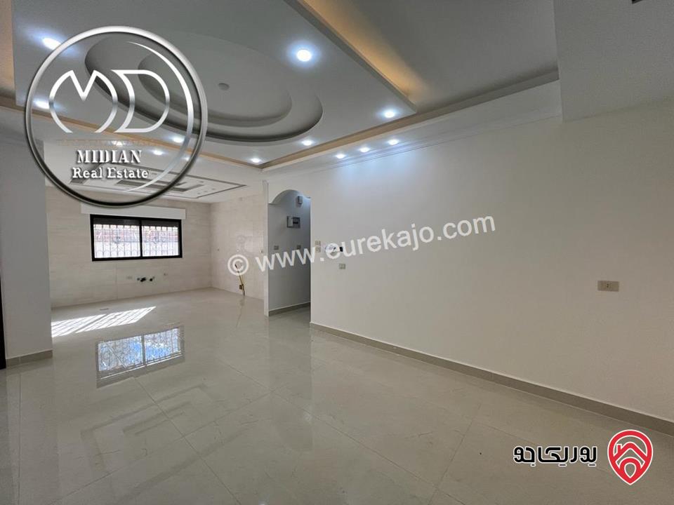 شقق جديدة للبيع في عمان - خلدا مساحات 150م نشطيبات و ديكورات فاخرة اطلالة جميلة بسعر مميز