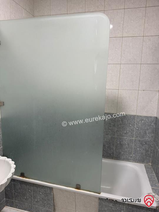 شقة شبه أرضية مساحة 150م للايجار في عمان - الرابية