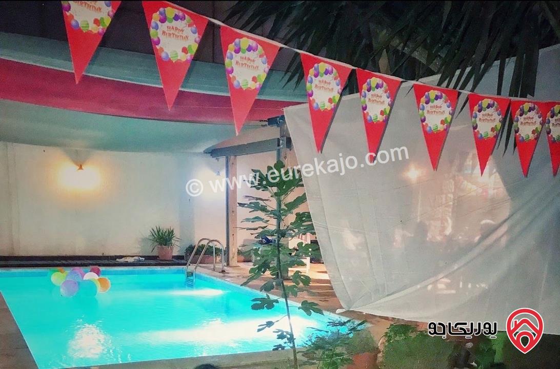 فيلا كبيرة مساحة البناء 800م على أرض 746م مع مسبح وحديقة واسعة للبيع في أرقى مناطق عمان الغربية - الكرسي