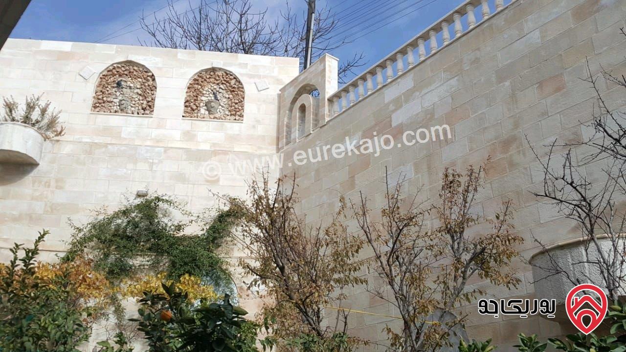 عقار (فيلا مع تسوية و مبني شقتين) مساحة البناء 956م على أرض 944م للبيع في عمان - تلاع العلي 