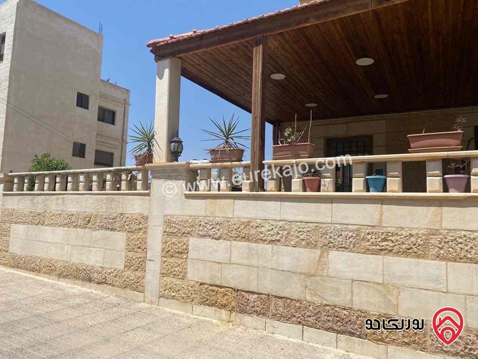 شقة أرضية مساحة 126م داخلي و 32م خارجي للبيع في عمان - طبربور 