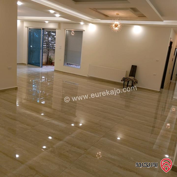 شقة تسوية للبيع في عمان - خلدا / العوجانية مساحة داخلية 180متر ومساحة خارجية 170متر