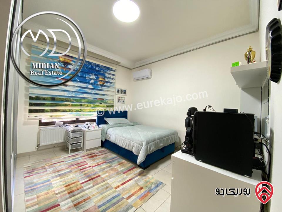 شقة للبيع في عمان - خلدا مساحة 180م طابق اول تشطيبات ديكورات سوبر ديلوكس بسعر مميز