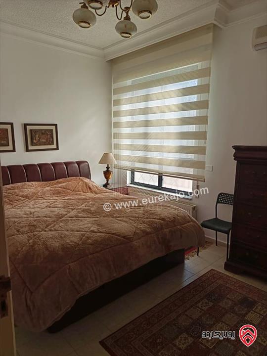 شقة مفروشة فاخرة طابق أول من فيلا مساحة 250م للايجار في عمان - عبدون