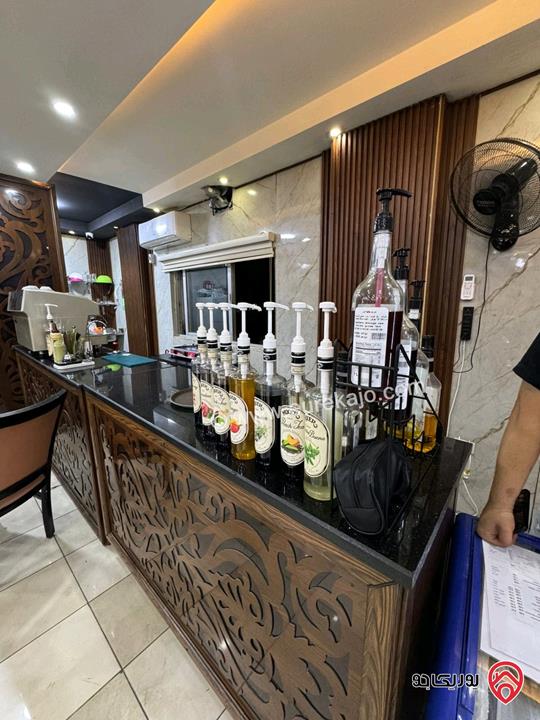 مقهى مساحة 250م طابق ثاني للبيع في عمان - الجبيهة شارع الجامعة الاردنية