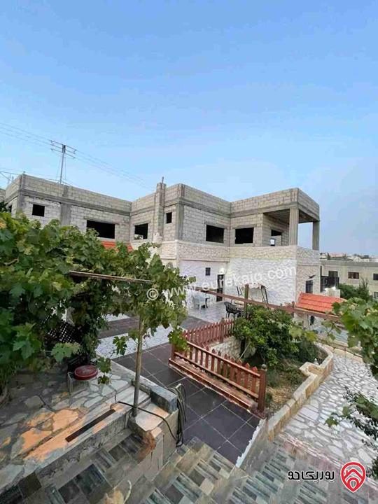 منزل طابقين مساحة 500م وأرض 1000م للبيع بسعر قابل للتفاوض في عمان - أم البساتين