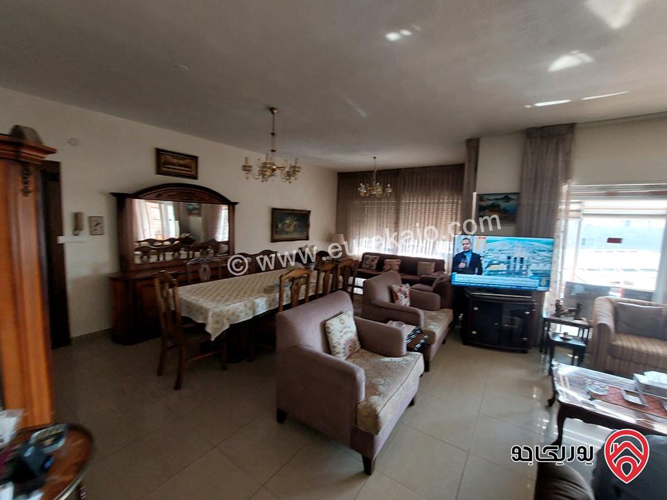 شقة مساحة 170م طابق أول للبيع في عمان - الدوار السابع خلف سي تاون