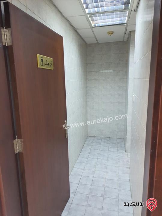 مكاتب حديثة طابقية 420م للايجار في عمان - الشميساني 