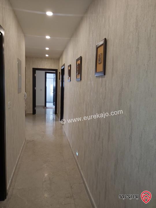 شقة أرضية طابقية مفروشة مساحة 302م داخلي و 70م خارجي للايجار في عمان - دير غبار