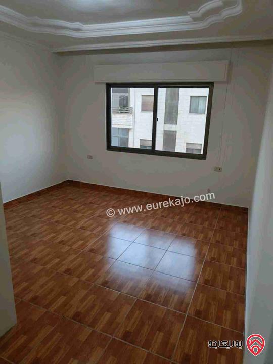 شقة طابق أول مساحة 128م للبيع في عمان - دير غبار