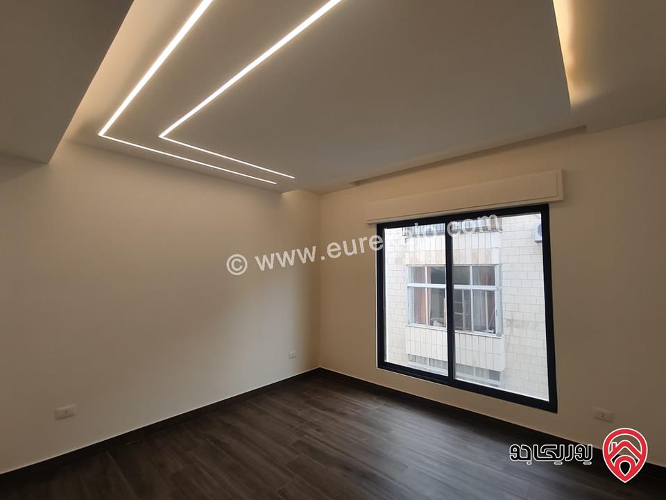 شقة مساحة 251م طابق ثاني للبيع في عمان - عبدون الشمالي