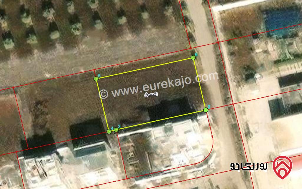 قطعة ارض مساحة 978م تصلح للاسكانات للبيع في اربد حوض دبات ابو النصر  