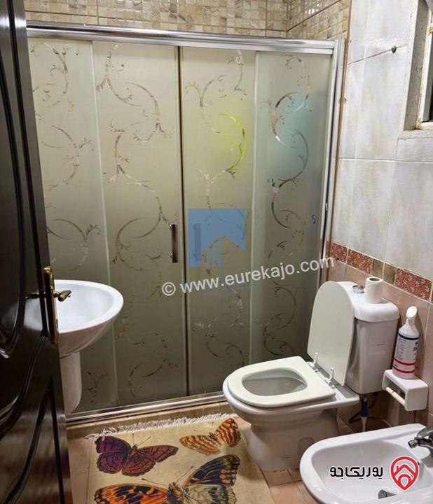 شقة مساحة 180م مع حديقة وترسات 120م للبيع في عمان - خلدا