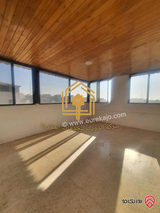 روف مساحة 100م للايجار في عمان - منطقة خلدا 