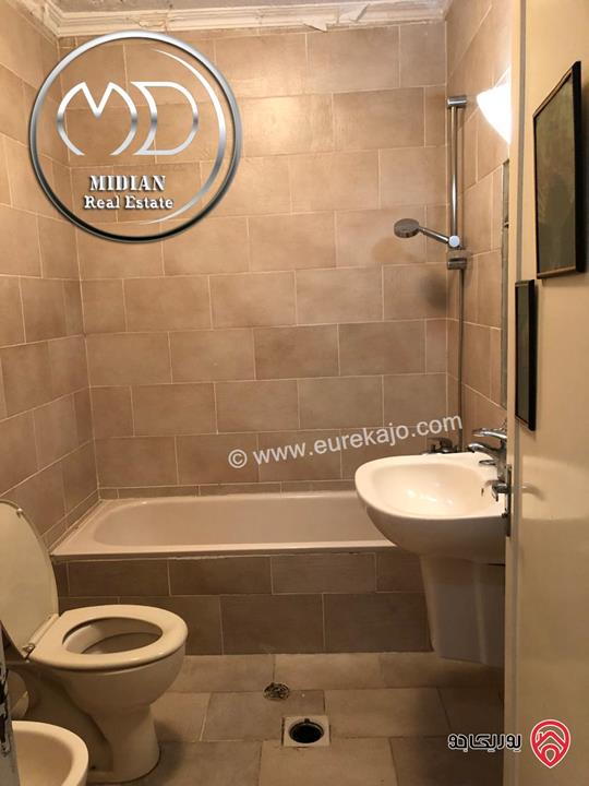 شقة استثمارية للبيع في عمان - ام السماق مساحة 130م طابق ثالث سوبر ديلوكس اطلالة جميلة بسعر مميز