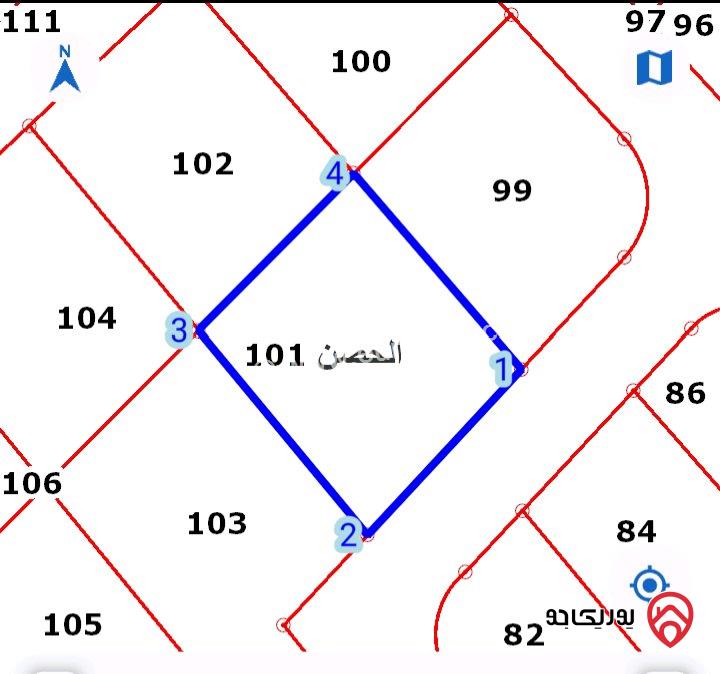 قطعة ارض مساحة 891م للبيع في اربد من اراضي الحصن على طريق اربد عمان 