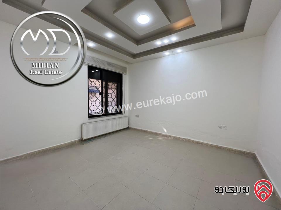 فيلا مستقلة فارغة مساحة 460م على أرض 800م للايجار في عمان - ام السماق قرب السيتي مول سوبر ديلوكس منطقة فلل هادئة بسعر مميز جداً