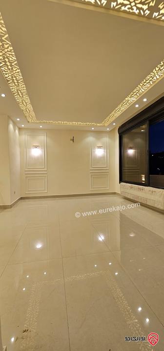 شقق للبيع في عمان- الجبيهة ام زيتينة مساحة 164م  تشطيب Luxury