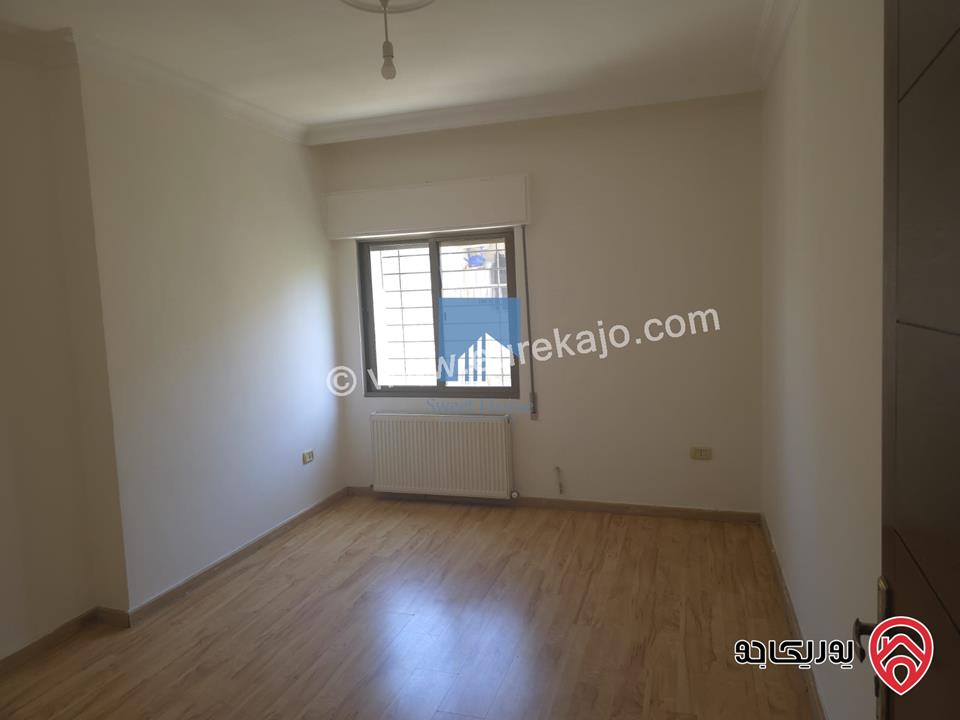 شقة مميزة للبيع في عمان - خلدا قرب الموفنبيك ومطعم ورد طابق ثاني 212م بسعر مغري