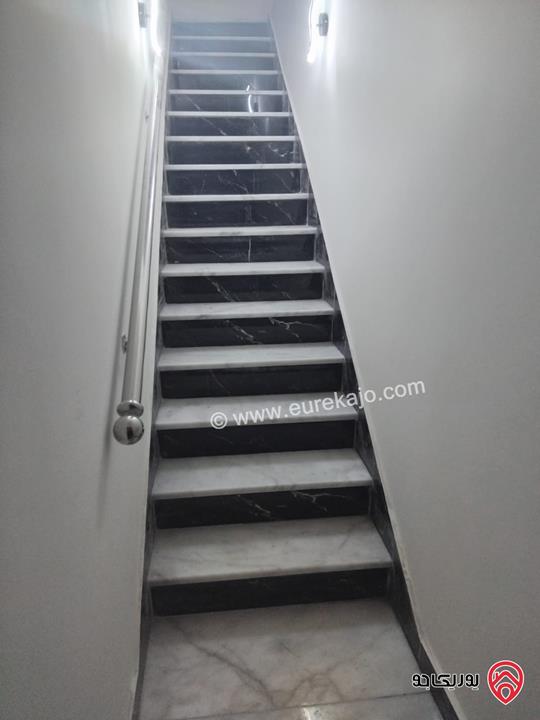 شقة طابق ثالث دوبلكس مساحة 187م للبيع في عمان - مرج الحمام  