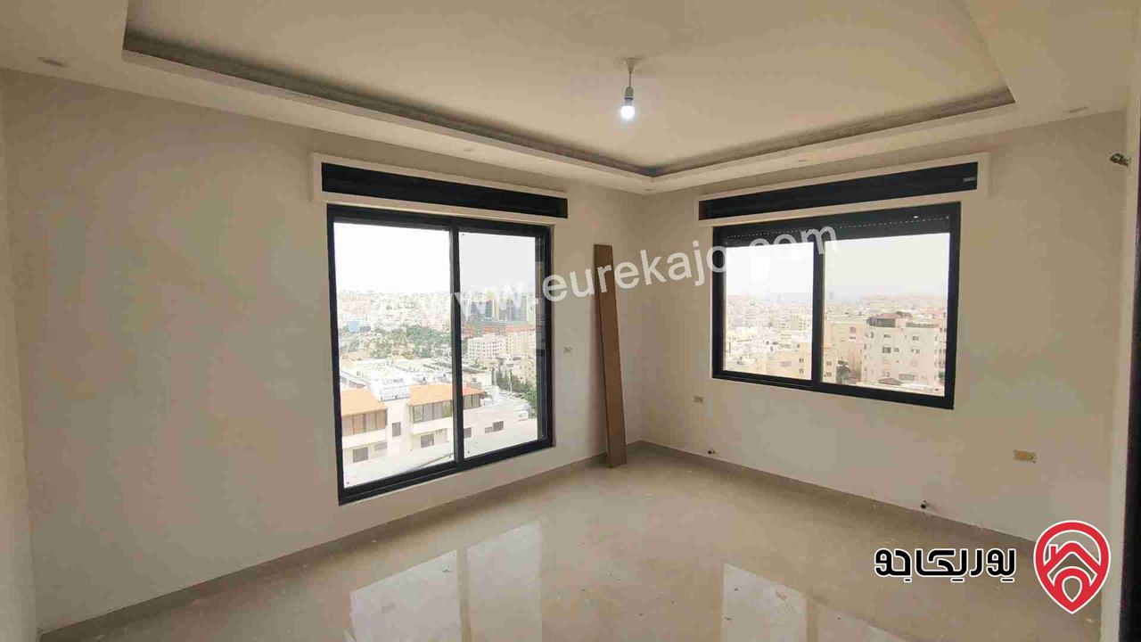 شقة جديدة مساحة 170م طابق أول للبيع في عمان - دابوق 