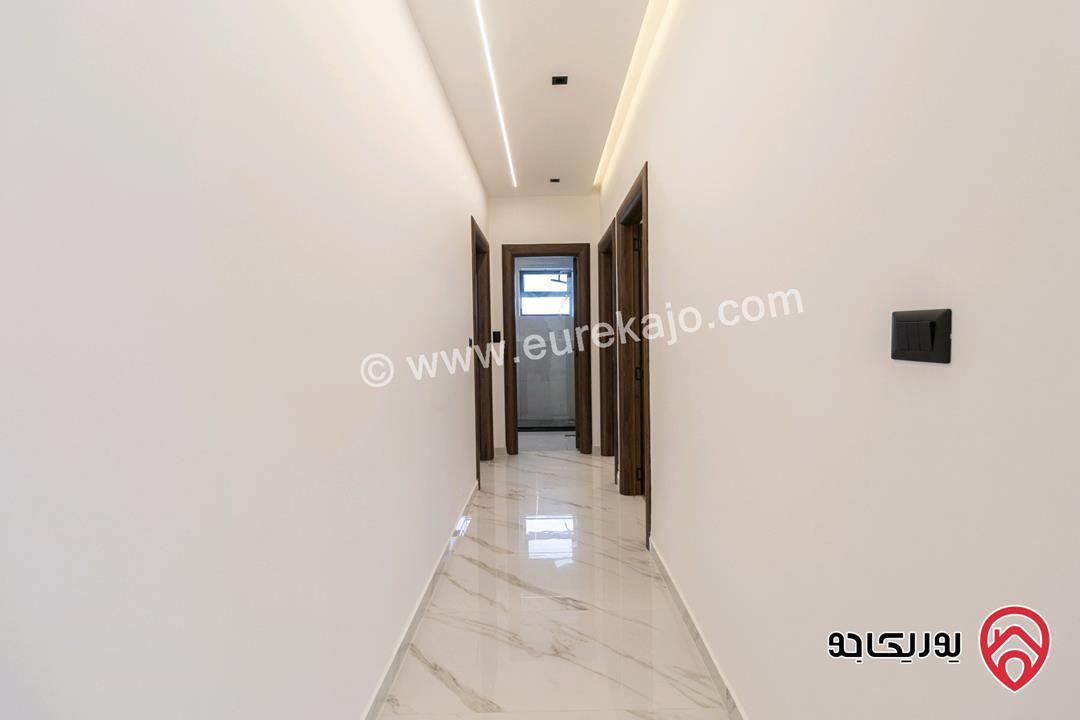 شقة أرضية مساحة 170م داخلي و 180م خارجي للبيع في عمان - البنيات 