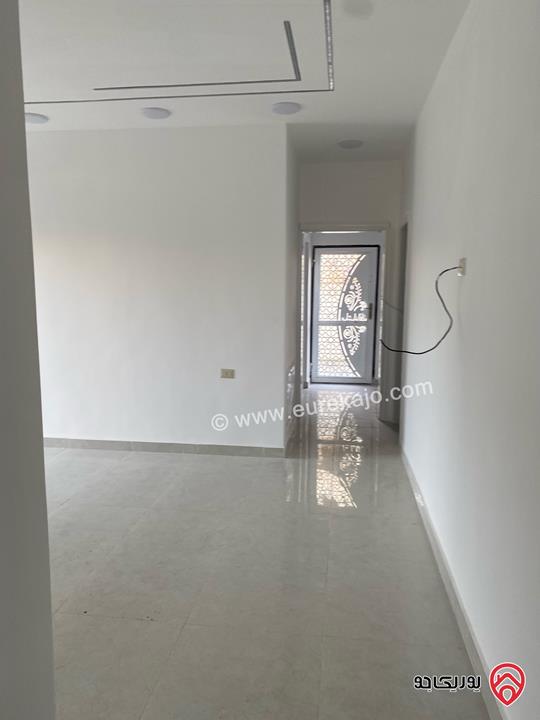 منزل مساحة 170م على أرض 300م للبيع في الزرقاء الجديدة البتراوي