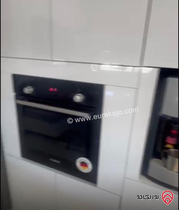 شقة سوبر ديلوكس طابق ثاني مساحة 440م للايجار مفروشة في عمان - البنيات