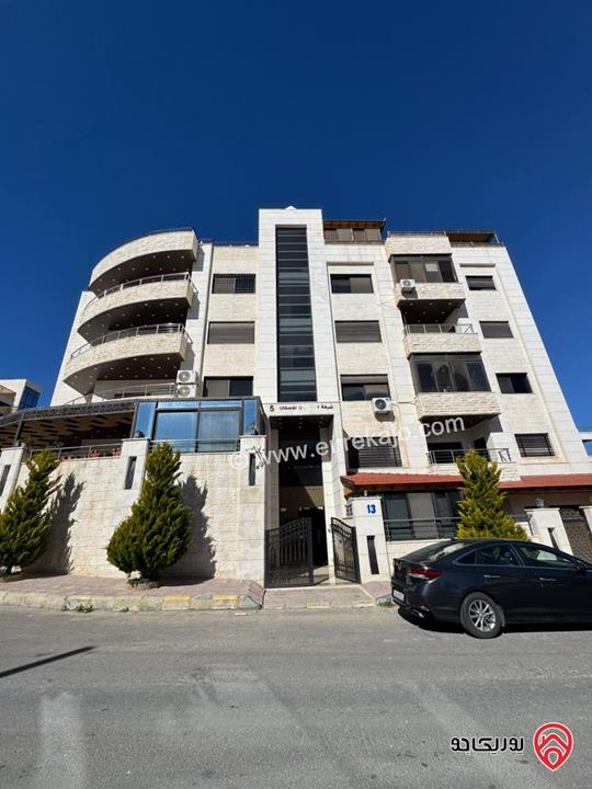 شقة فاخرة مساحة 180م طابق أول للبيع في عمان - الجبيهة 