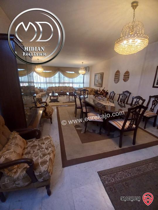 شقة للبيع في عمان - الشميساني مساحة 165م طابق ثاني تصلح للاستثمار بسعر مميز جداً