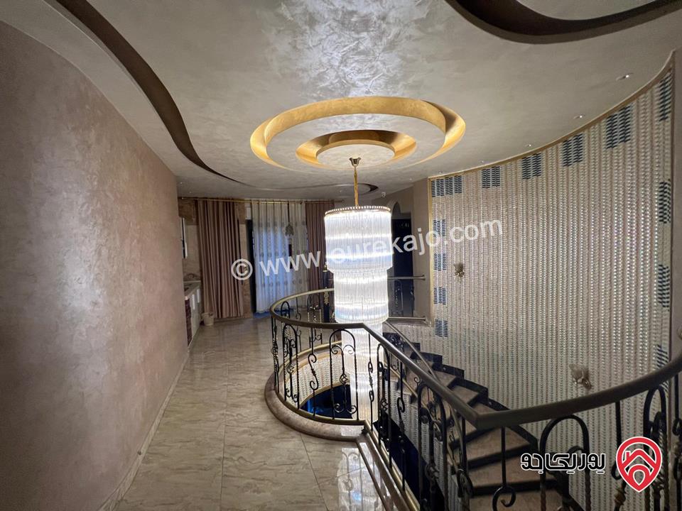 فيلا دوبلكس مساحة 550م على أرض 1030م للبيع في عمان - ضاحية الأمير علي طريق المطار 