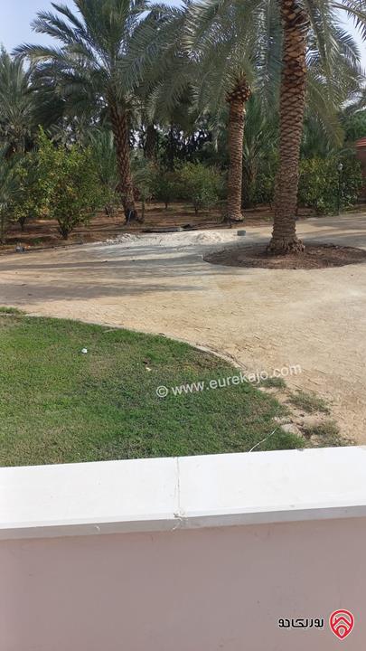 شاليه مساحة البناء 350م على أرض 4 دونم للبيع في منطقة غور نمرين – الشونة الجنوبية  