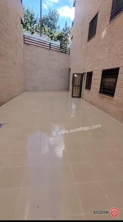  شقة حديثة تسوية مساحة 120م داخلي و 120م خارجي للبيع في عمان - ضاحية الاقصى 