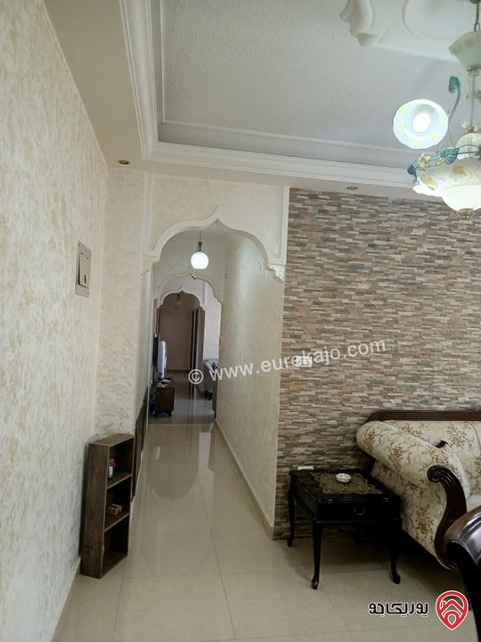 شقة طابق ثاني مساحة 150م للبيع في عمان - الجبيهة