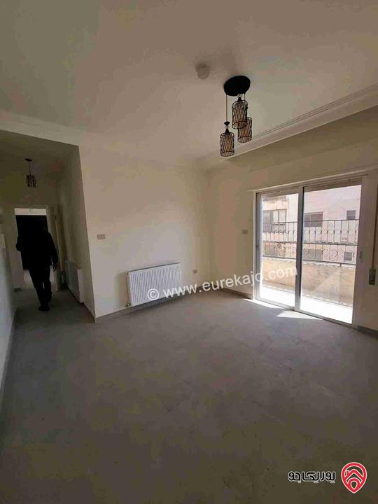 شقة مجددة طابق رابع مساحة 150م للإيجار في عمان - خلدا 