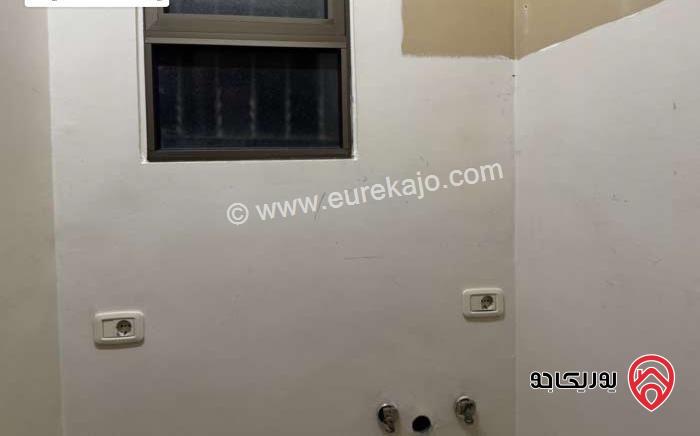 شقة فارغة طابق أرضي معلق مساحة 190م للإيجار في عمان - خلدا