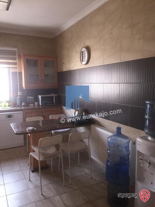 شقة مفروشة طابق ثالث 190م تشطيب سوبر ديلوكس للبيع في عمان - أم السماق