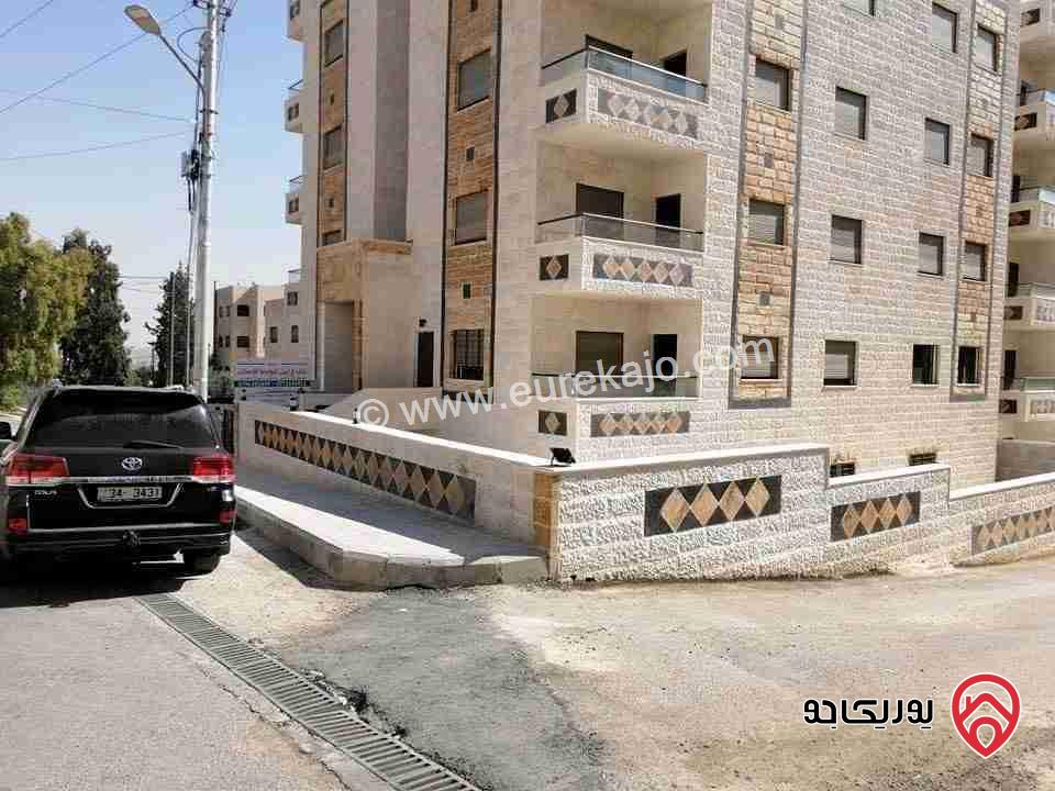 شقه للبيع في عمان - طبربور خلف صاله ليالي الشرق مساحة 140م ارضي معلق