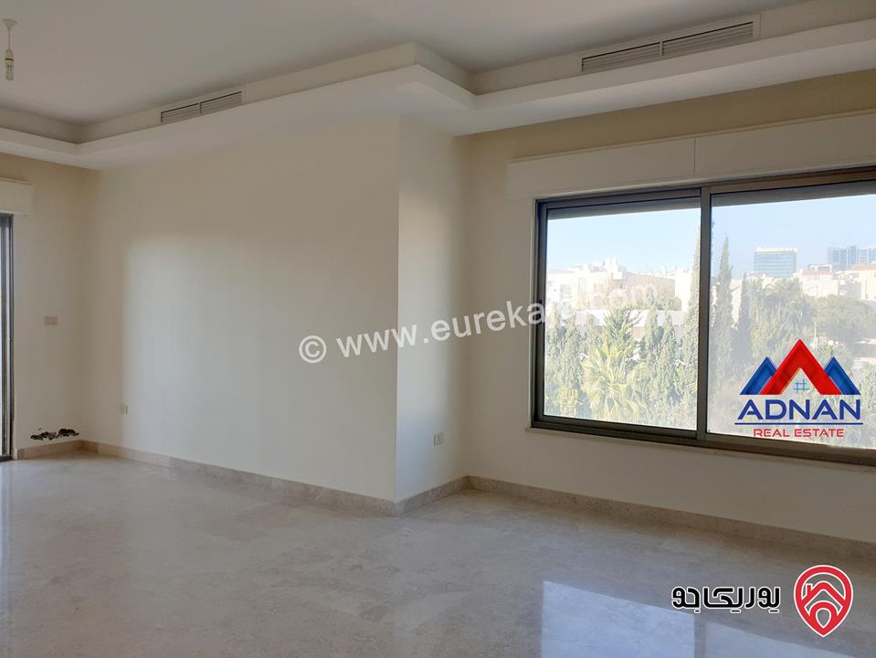 شقة مساحة 200م طابق ثالث للبيع في عمان - عبدون