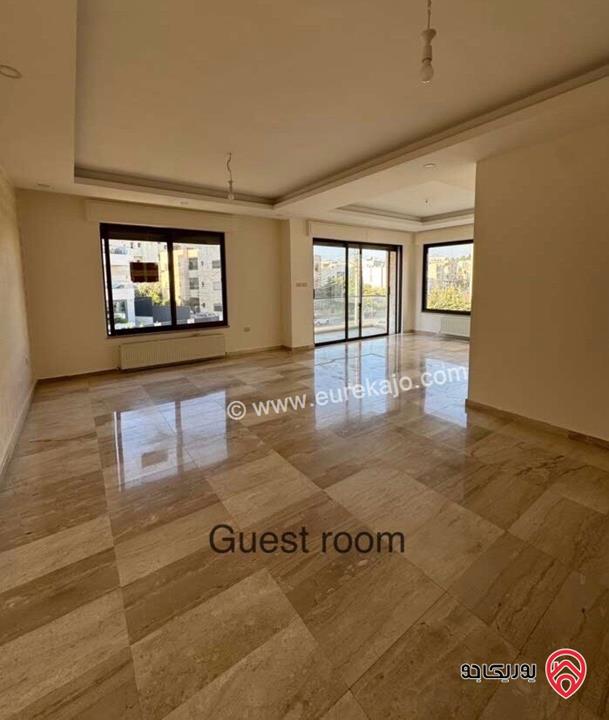 شقة طابق أول مساحة 200م للايجار في عمان - دير غبار 