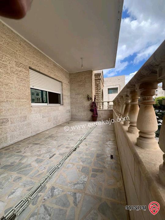 شقة فارغة مساحة 185م طابق ثالث للايجار في عمان - أم السماق