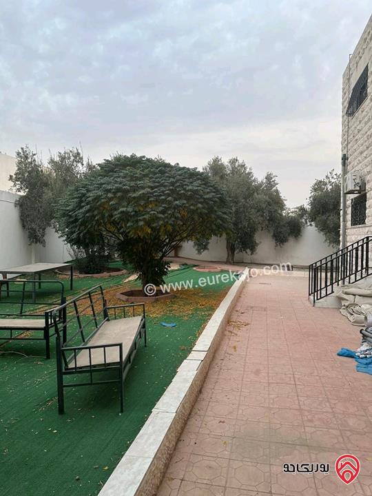 بيت مستقل مساحة 600م على أرض 1902م للبيع في اربد - الرمثا من المالك مباشرة 