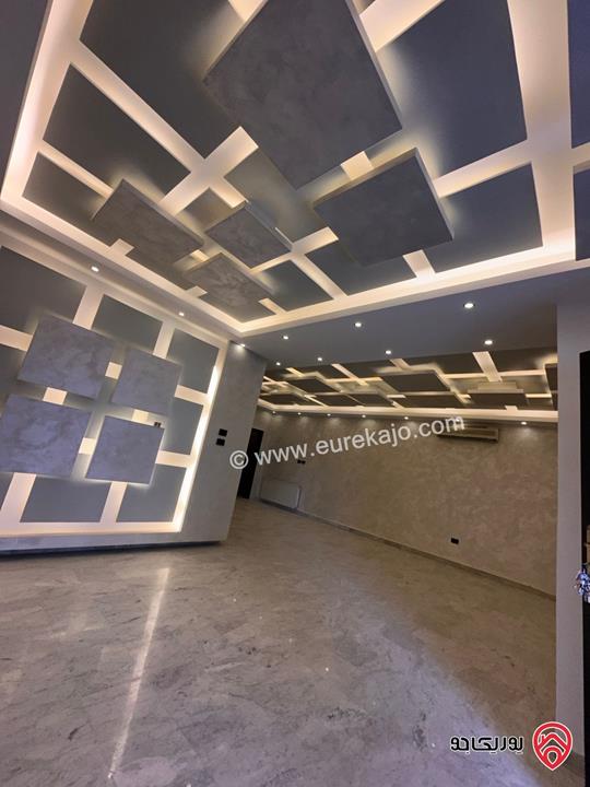 شقة أرضية مساحة 200م داخلي و 350م خارجي للايجار في عمان - دير غبار 