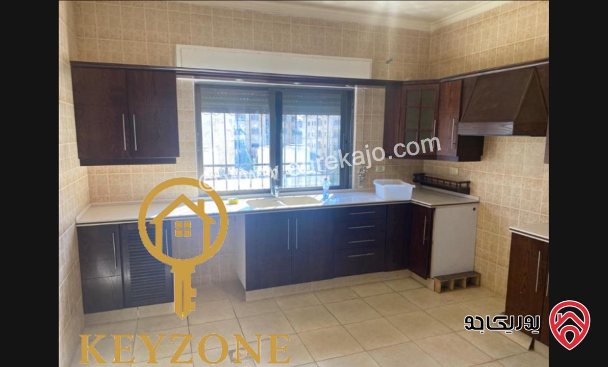 شقة مساحة 200م طابق ثاني للبيع في عمان - خلدا