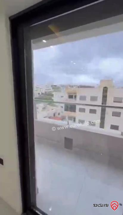 شقة فاخرة طابق ثالث مع رووف مساحة 233م للبيع في عمان - البنيات 