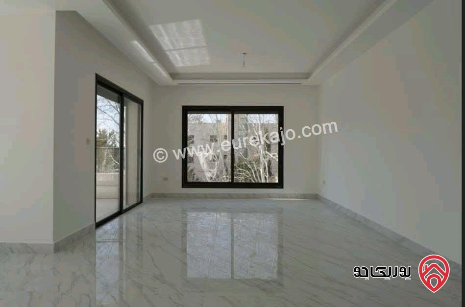 شقة دوبليكس طابق اخير مع رووف مساحة 450م للبيع في عمان - خلدا