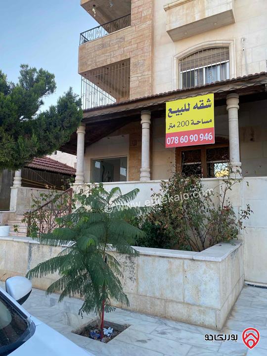 شقة مساحة 210م للبيع في اربد حي الرهبات بجانب مسجد الغفران