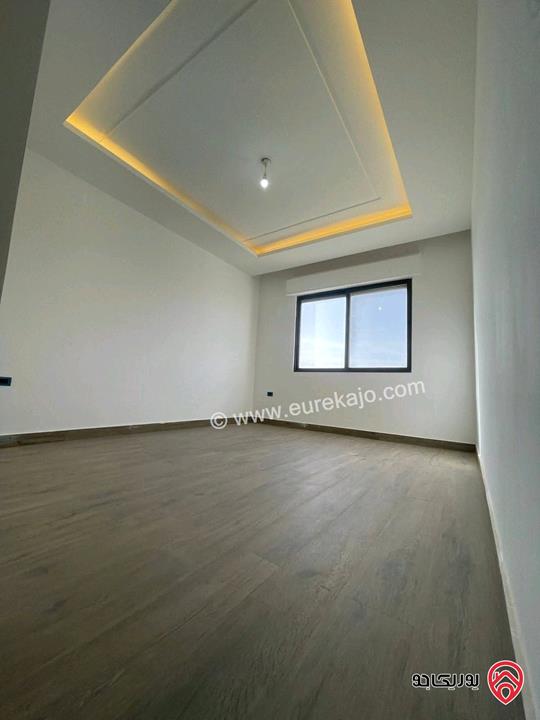 شقة شبه ارضية مساحة 230م للإيجار سوبر ديلوكس في عمان - حي الصحابة 